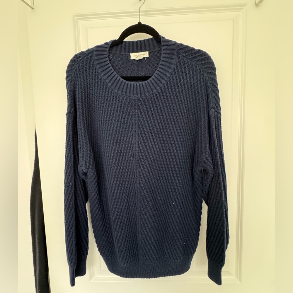 Crewneck Knit Sweater - Navy
